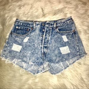 Vintage Levi’s Distressed Daisy Dukes Shorts